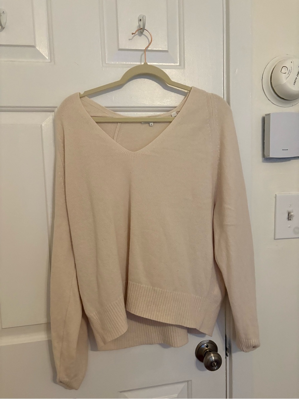 V-Neck Cashmere Cream Women's Sweater